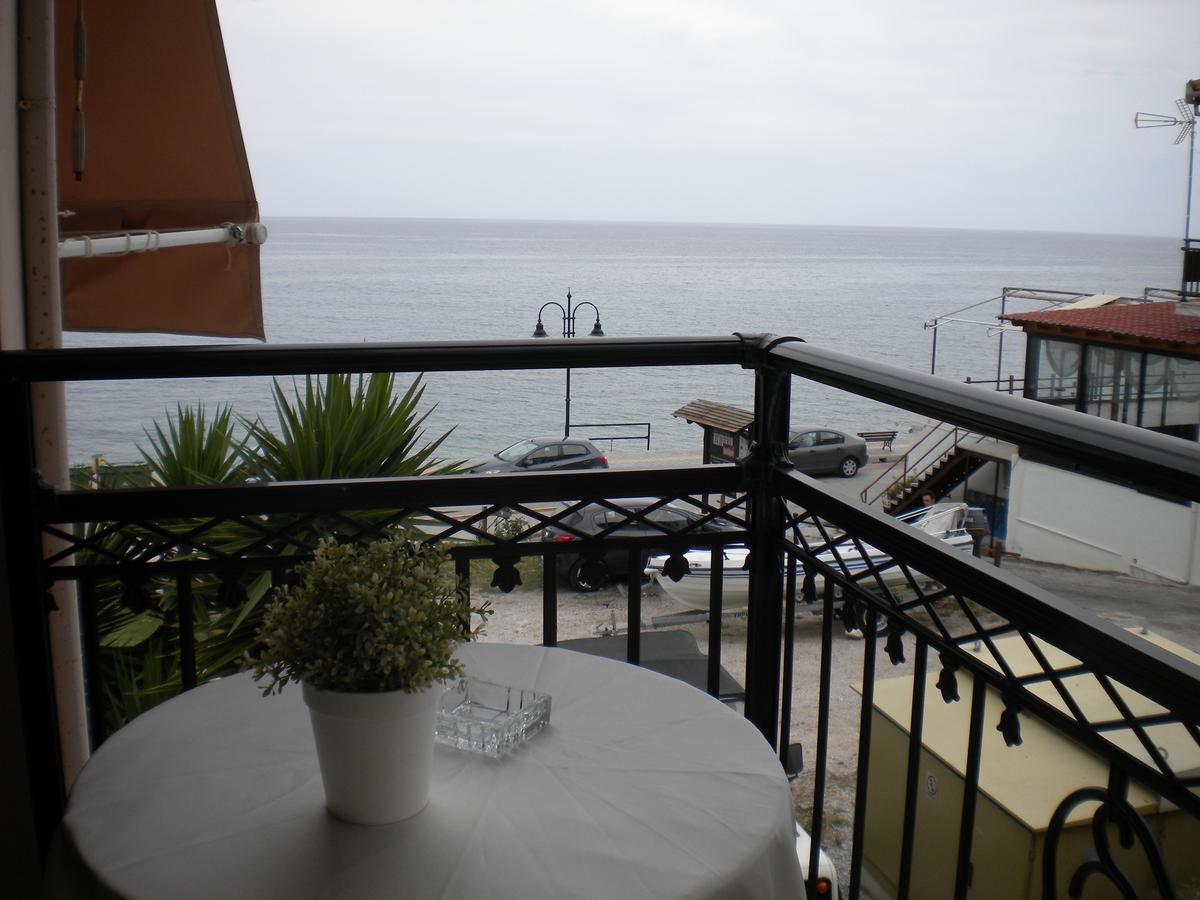 Ενοικιαζόμενα Δωμάτια "Pelion Plaza" Agios Ioannis  エクステリア 写真